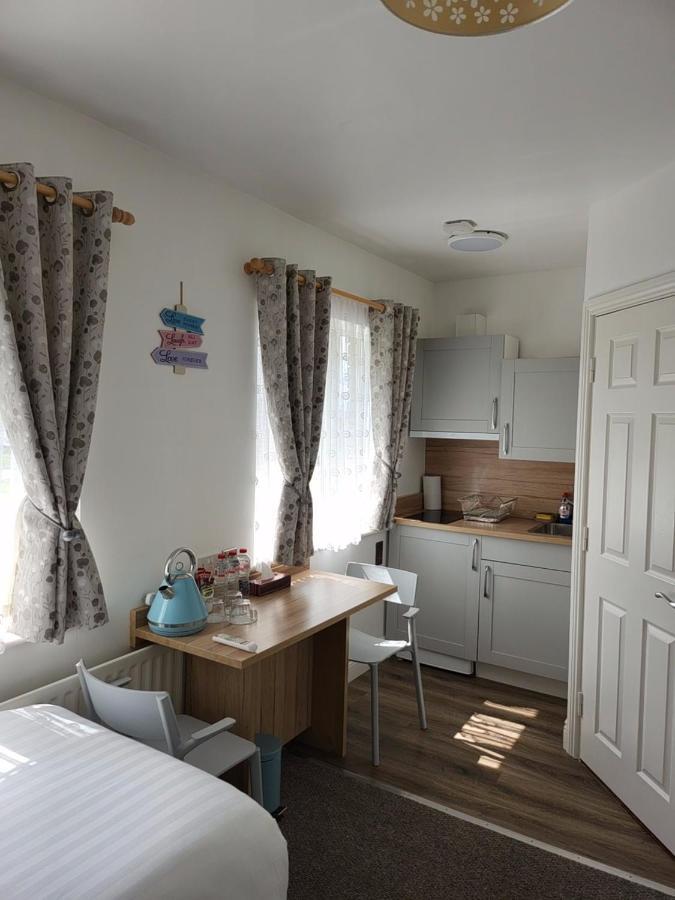Cozy Room,Private Bathroom,Private Kitchynete Dublin Exterior photo
